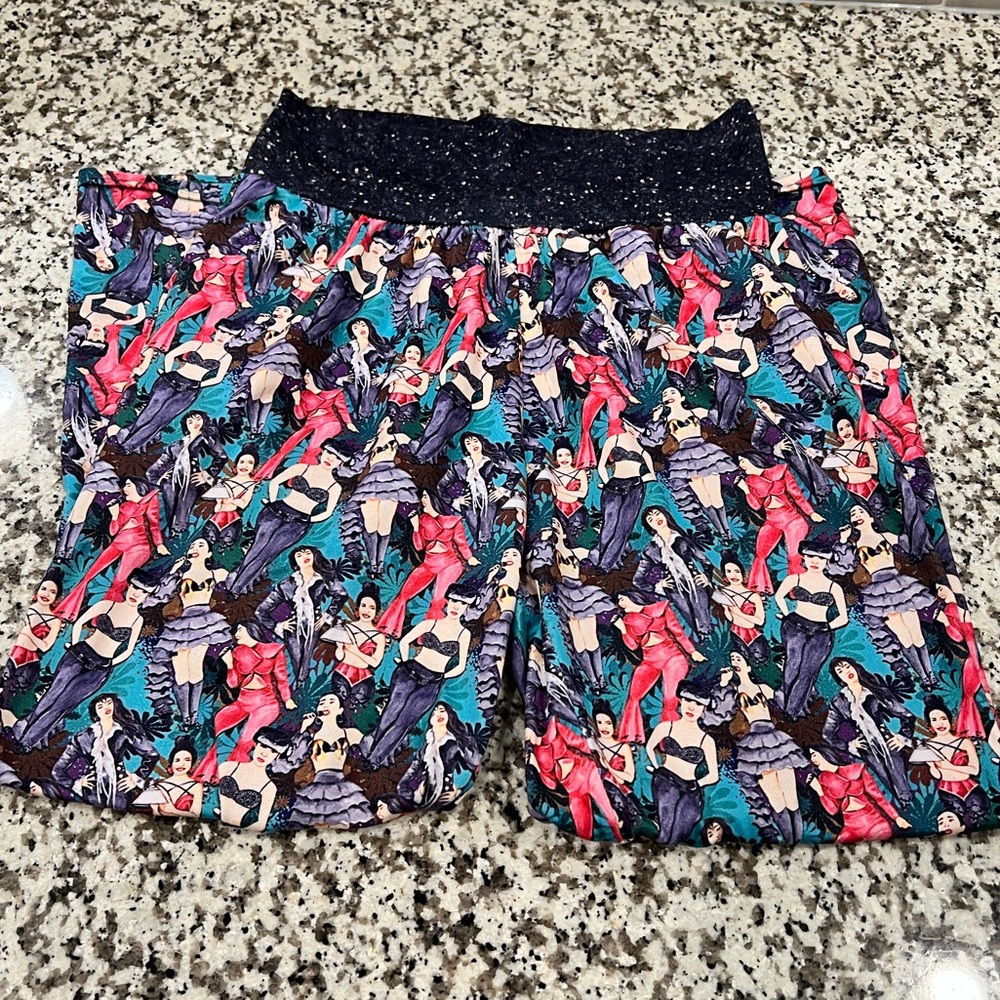 Selena Women’s Capri Leggings